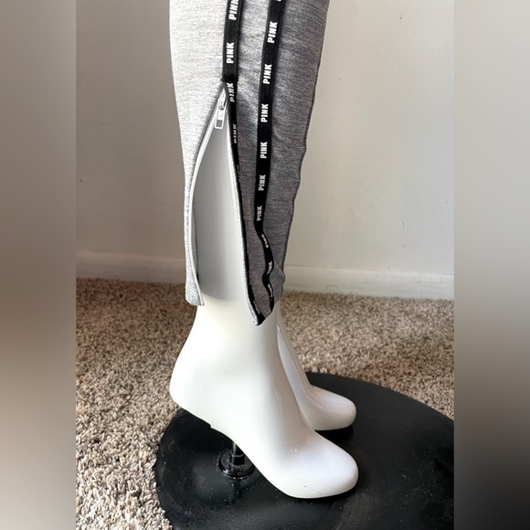 PINK Grey w/black pinstripe Legging/Joggers, Zipper Pockets & Ankle, Size Small - Picture 11 of 11